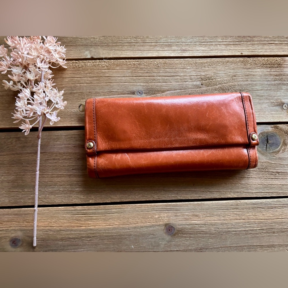 HOBO leather wallet burnt orange